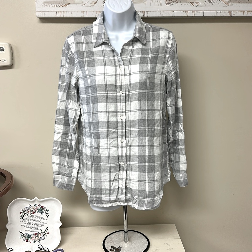 Women Banana Republic Boyfriend Fit Striped Button Down Shirt